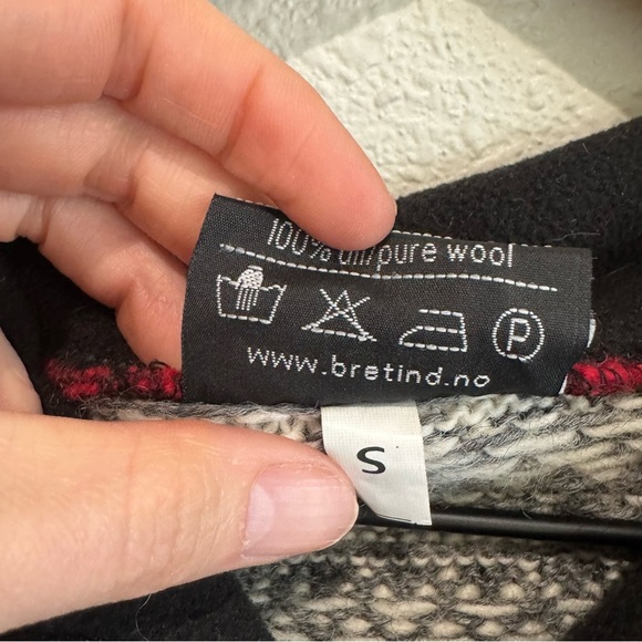 Bertind of Norway Sweater Adult Small 100% Merino Wool Fair Isles Snowflake Soft - Picture 4 of 7